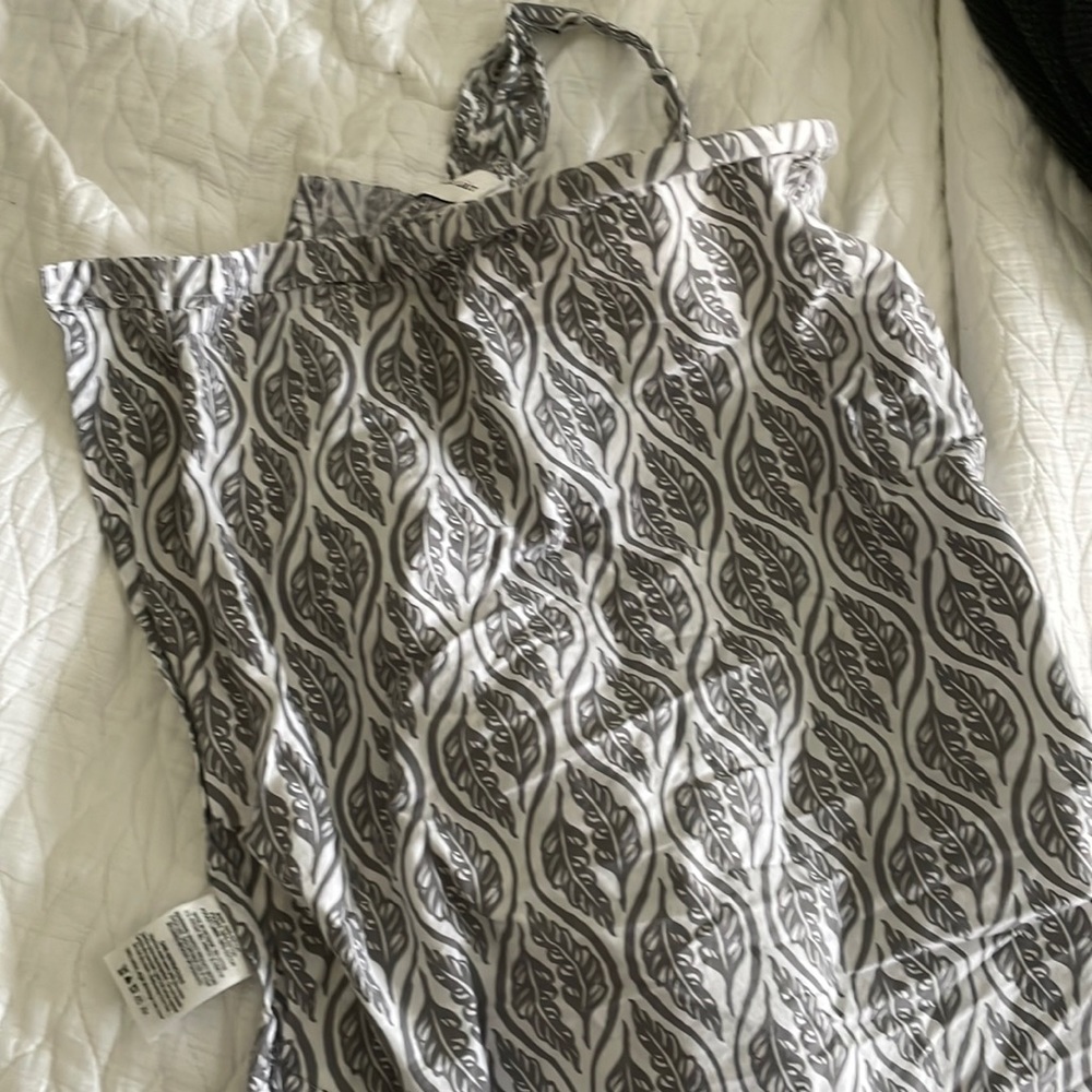Bebe au lait nursing cover, grey